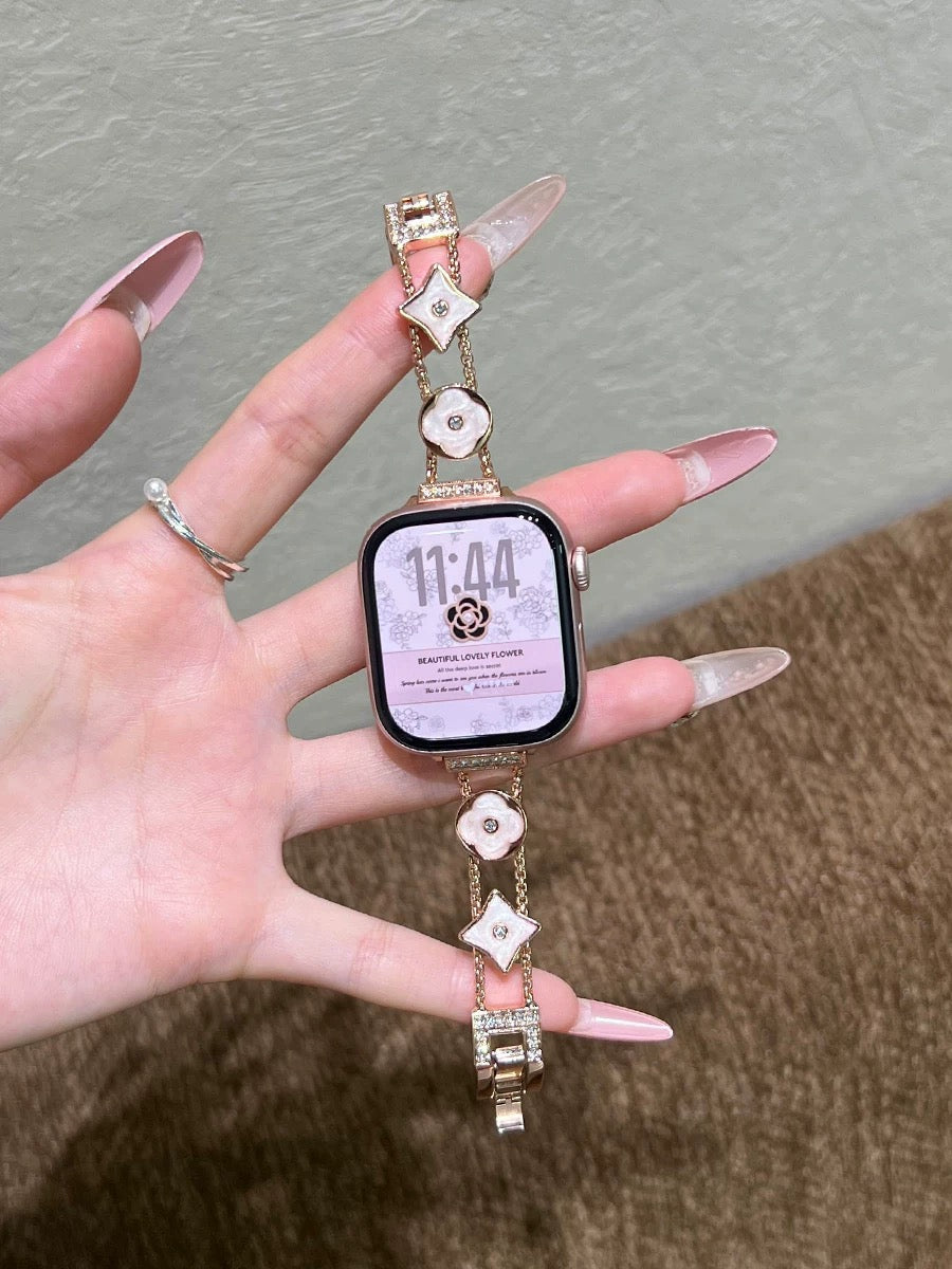 Upgrade your Apple Watch with a touch of elegance ✨