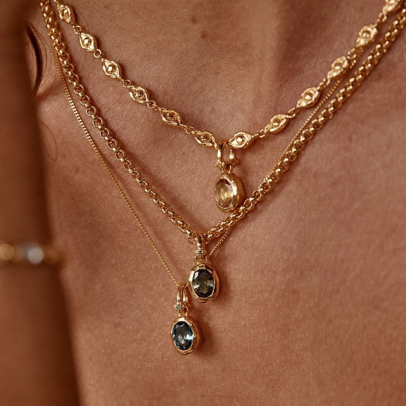 “Custom Birthstone Charm Necklace (3 Included) – Open Link Gold Chain | Personalized Multi-Charm Pendant 💎