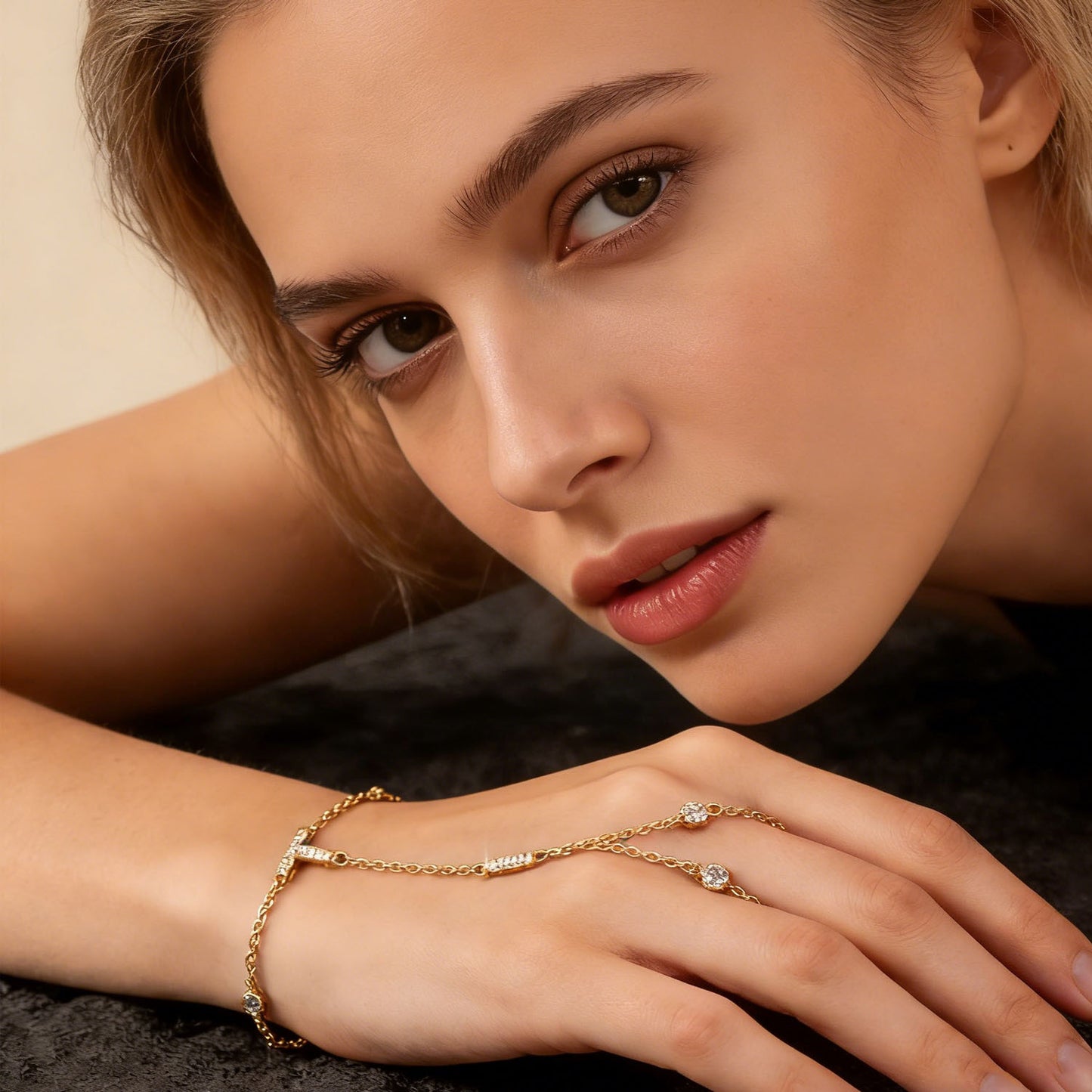 Diamond Link Hand Chain Bracelet – Elegant Hand Harness